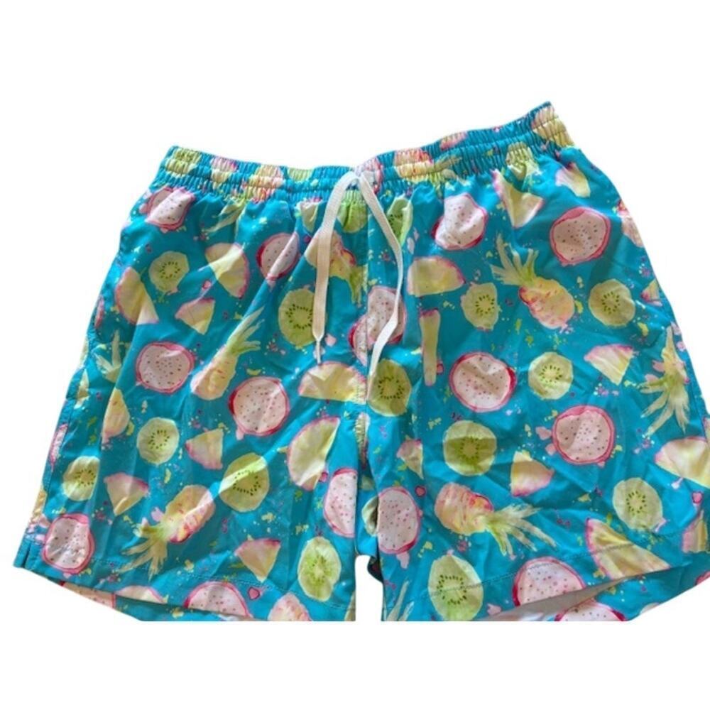Chubbies Swim Trunks Swim Shorts 4-Way Stretch, 5.5” Shorts Elastic Waist Lining